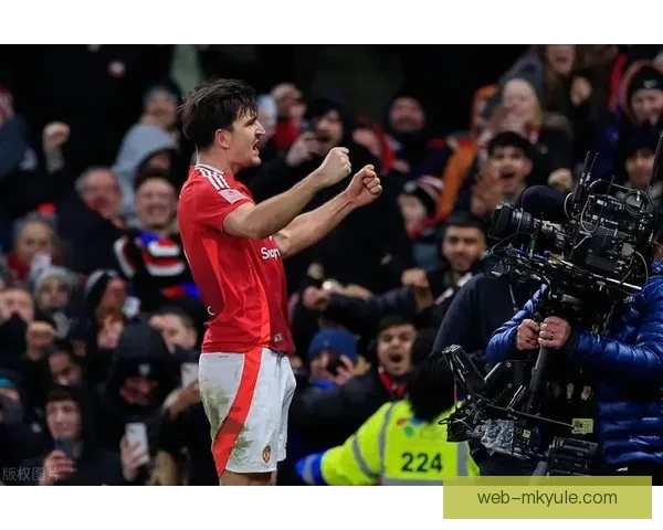 马奎尔称享受搭档利马球队进步